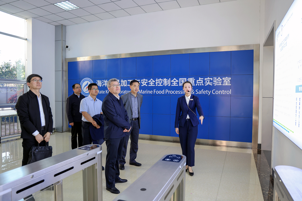 党委书记杨天梅调研青岛明月海藻集团